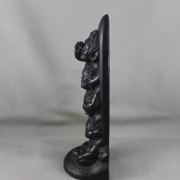 Coco Joes Tiki Statue - Menehume Totem Pole with Surfboard - Made with Lave - Picture 6 of 9